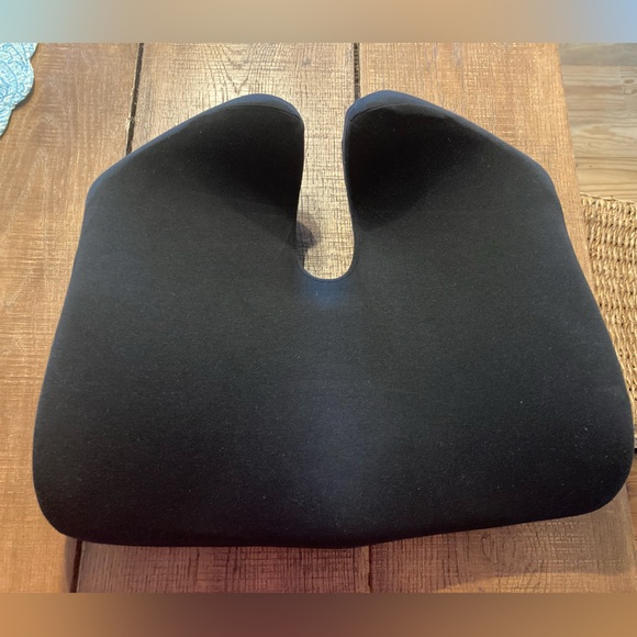 Black Large Cushion Lab seat cushion - Picture 1 of 14